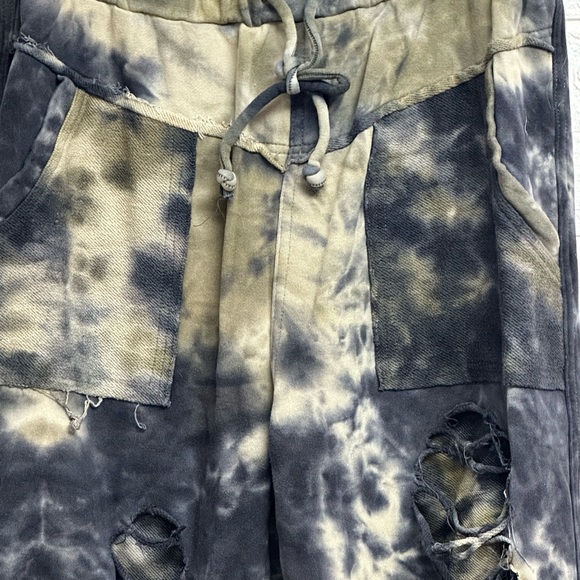 POL distressed sweatpants green tie dye size large - Picture 2 of 7